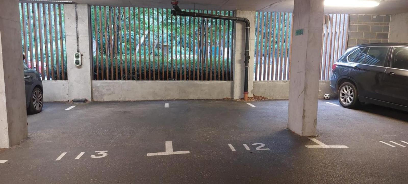 דירות Brand New London Flat With Car Park מראה חיצוני תמונה