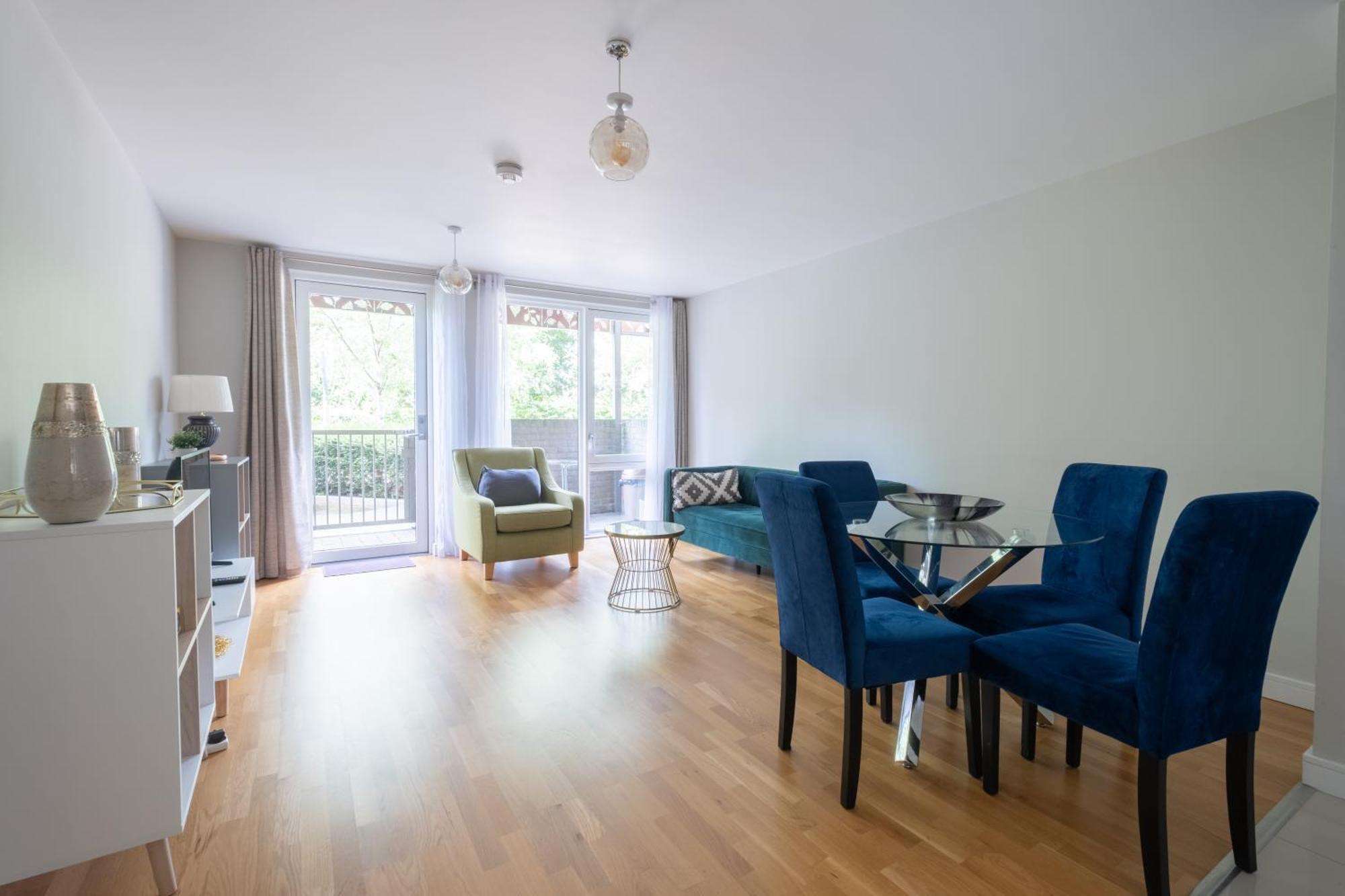 דירות Brand New London Flat With Car Park מראה חיצוני תמונה