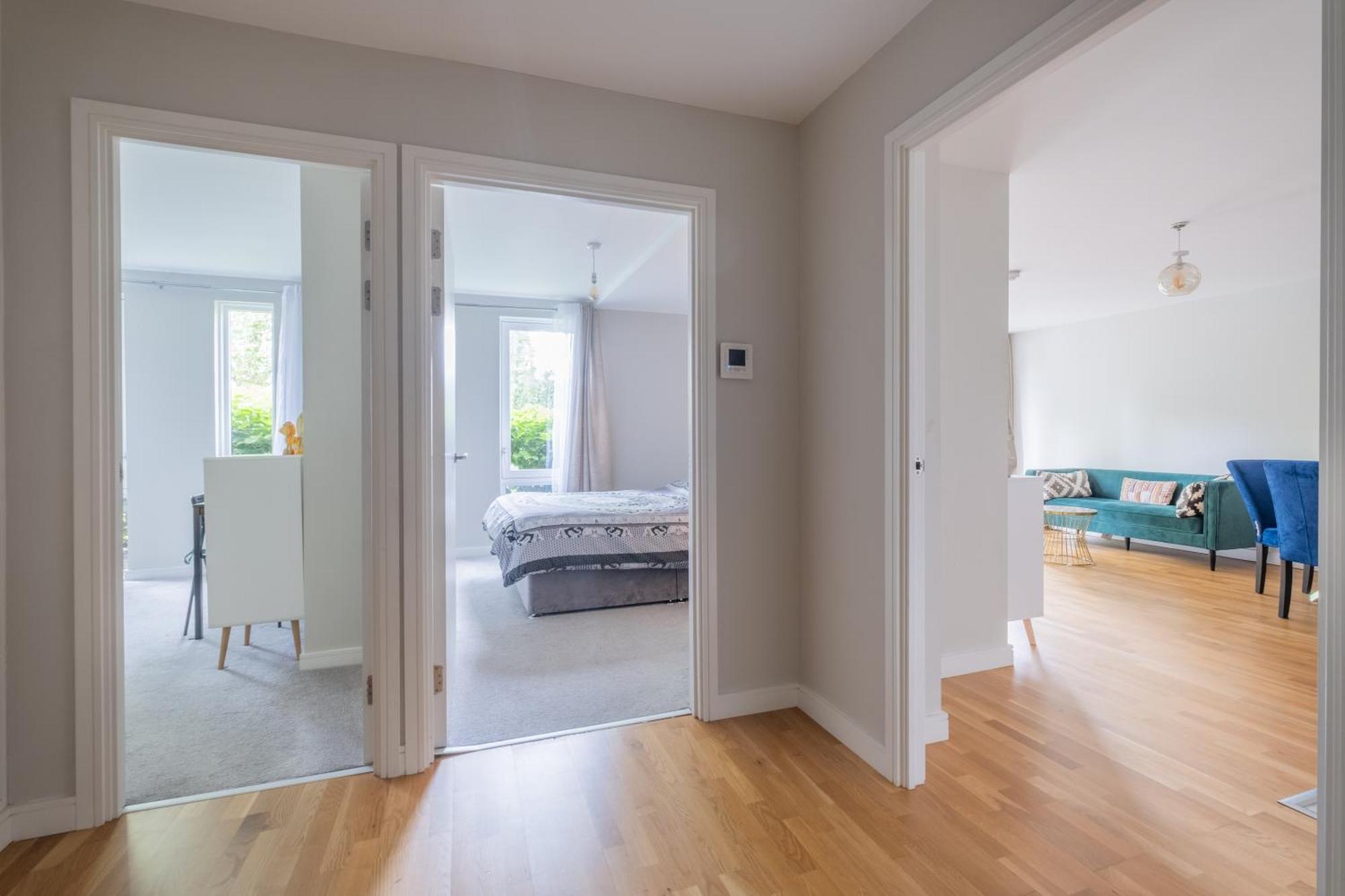 דירות Brand New London Flat With Car Park מראה חיצוני תמונה