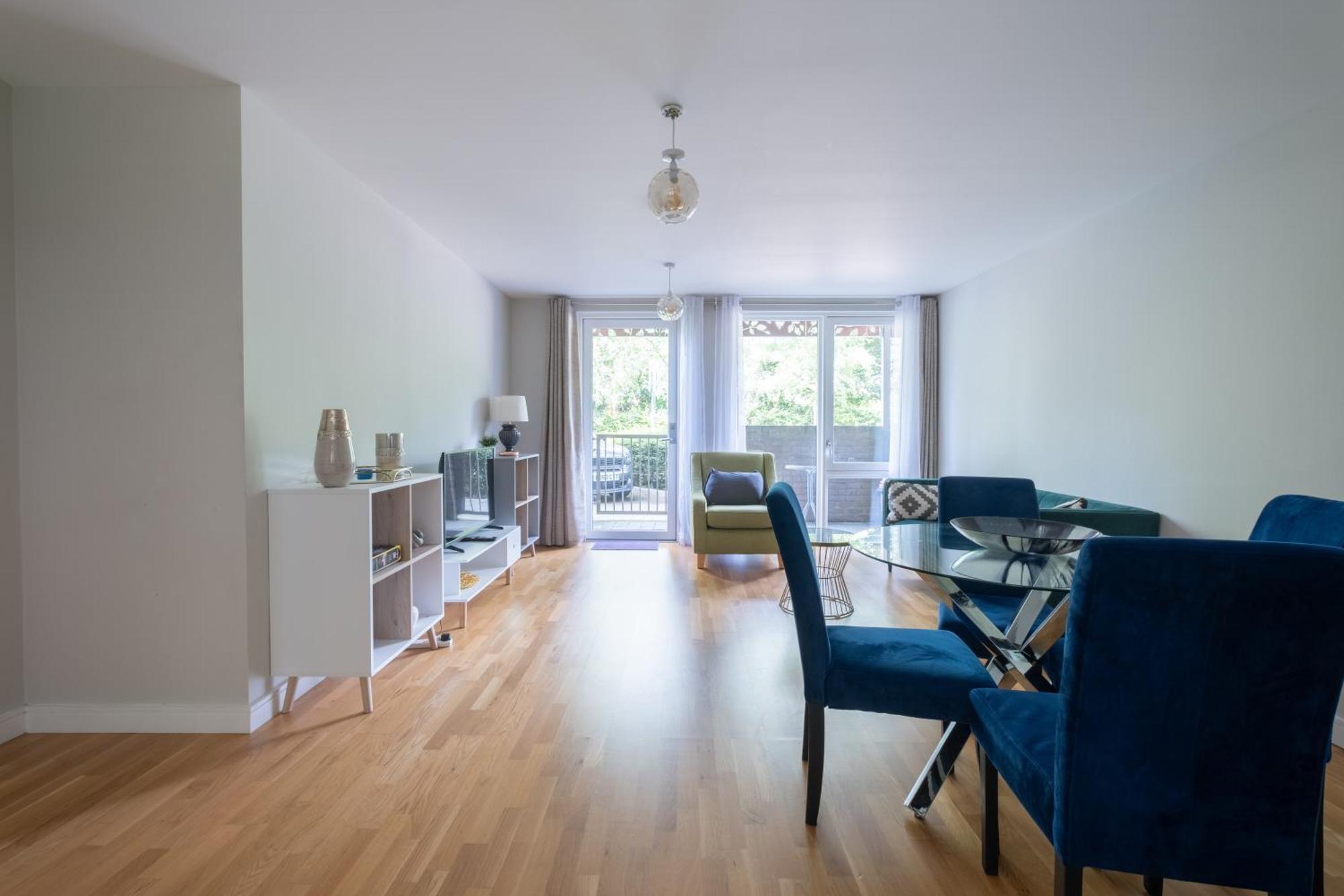 דירות Brand New London Flat With Car Park מראה חיצוני תמונה